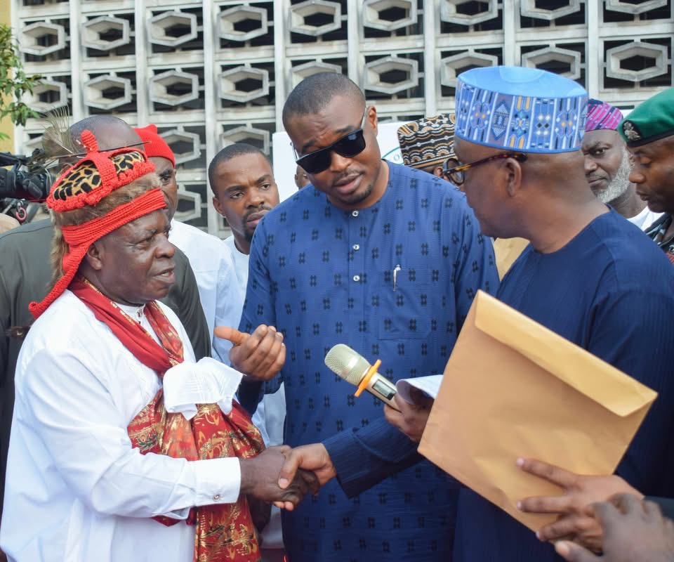 Hon. Martins Esin Joins Ahta Oro-Elect in Lagos as Speaker Donates Vehicle to Traditional Rulers