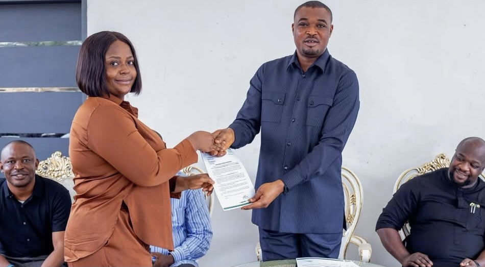 Hon. Martins Esin Facilitates Federal Civil Service Employment for 12 Constituents